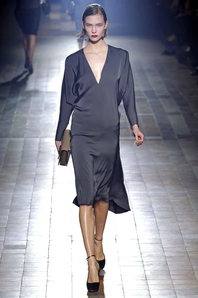 Look 29